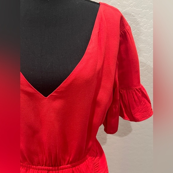Sabo Luxe size Small Red V neck dress with ruffled sleeves and skirt hem - Picture 3 of 9